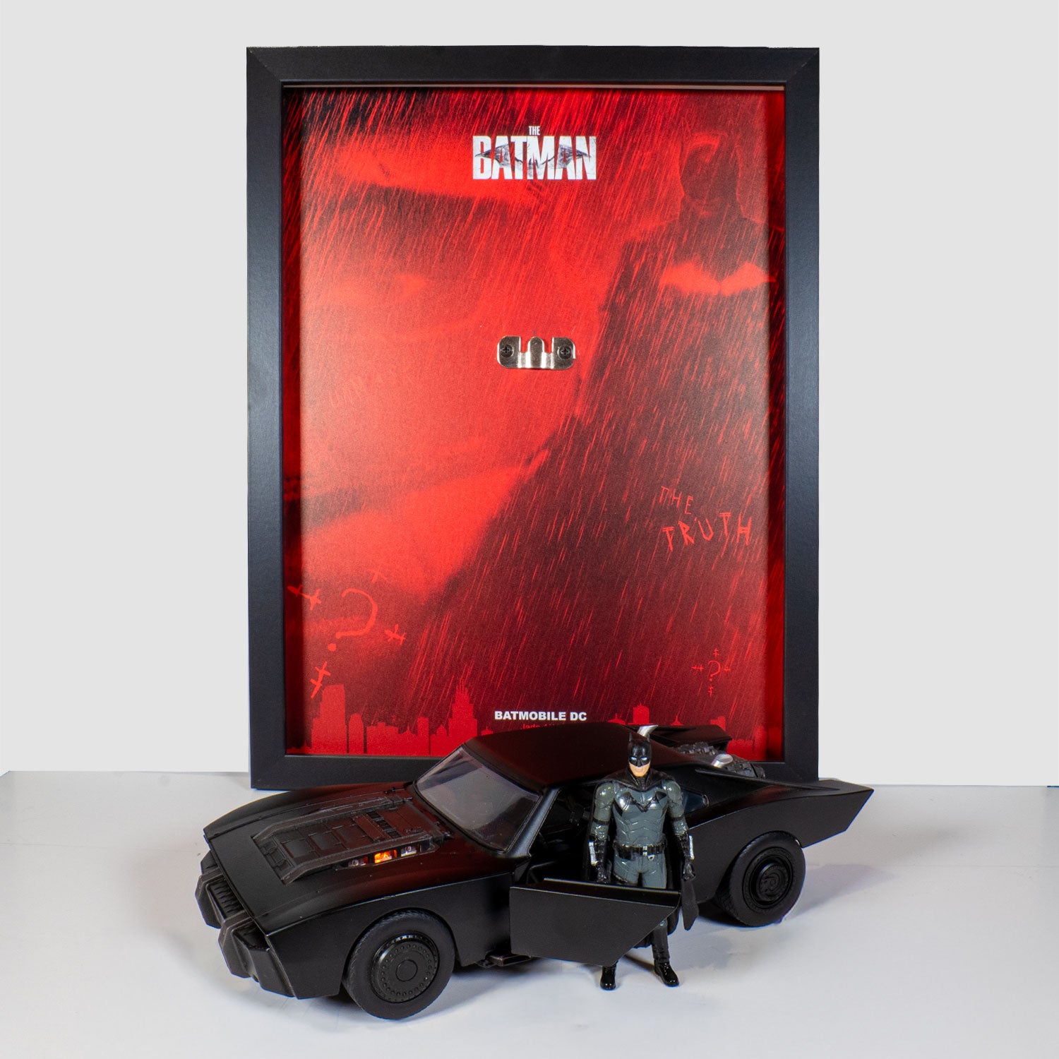 Batmobile DC - The Batman - Lumières LED intégrées - 32 x 42 cm
