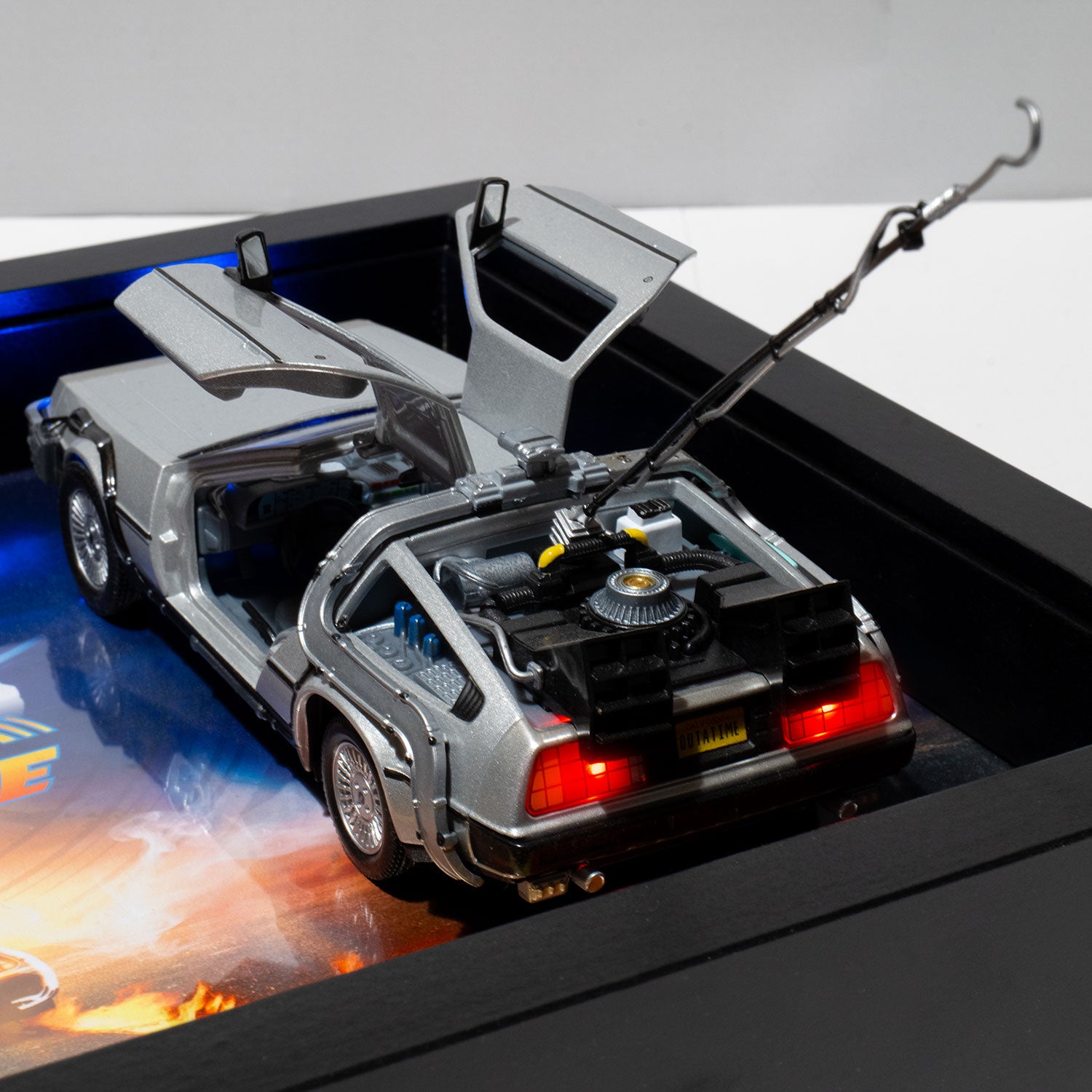Retour vers le Futur - DeLorean DMC-12 - LED - 27,5 x 27,5 cm