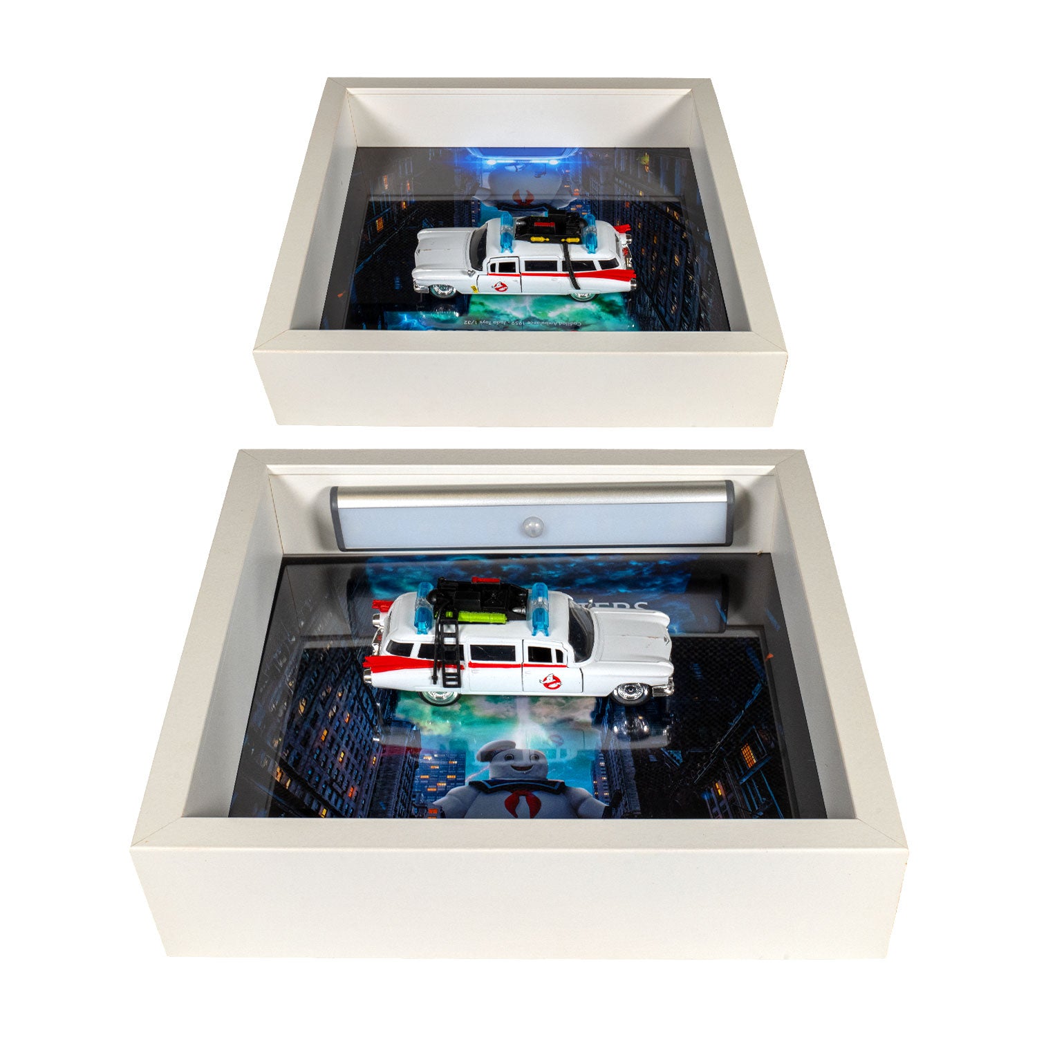 Ghostbusters 1984 - Cadillac Ecto 1 - Lumière LED - 27 x 27 cm